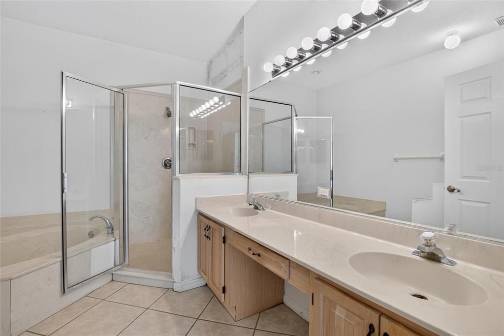 For Sale: $175,000 (2 beds, 2 baths, 1488 Square Feet)