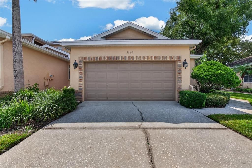 For Sale: $175,000 (2 beds, 2 baths, 1488 Square Feet)