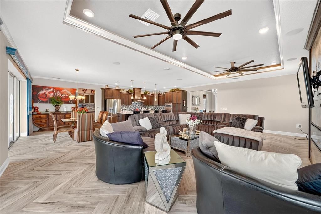 For Sale: $603,900 (3 beds, 3 baths, 2646 Square Feet)