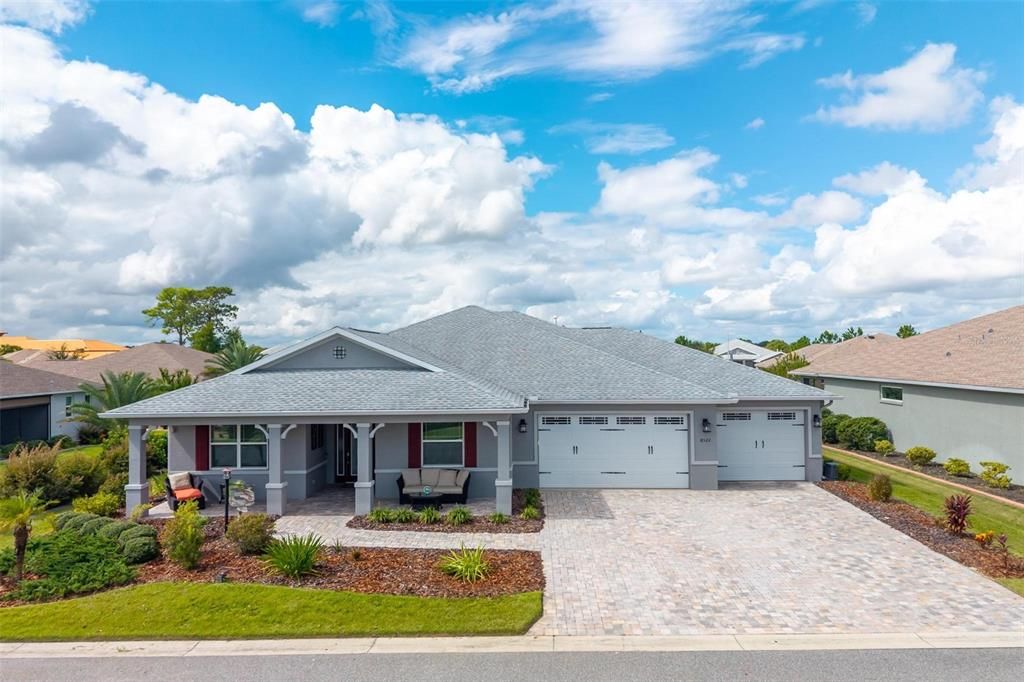 For Sale: $603,900 (3 beds, 3 baths, 2646 Square Feet)