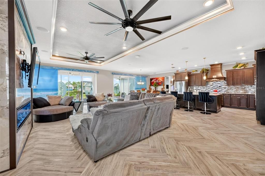 For Sale: $603,900 (3 beds, 3 baths, 2646 Square Feet)