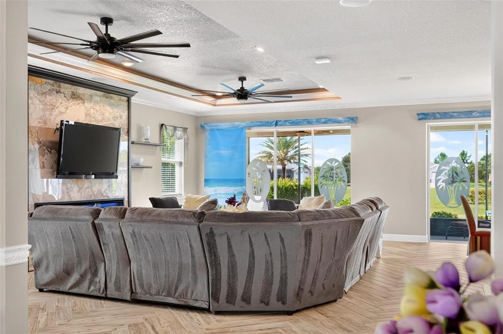 For Sale: $603,900 (3 beds, 3 baths, 2646 Square Feet)