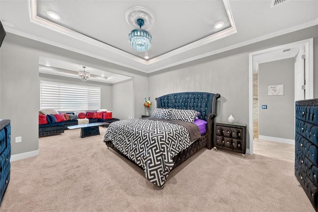 For Sale: $603,900 (3 beds, 3 baths, 2646 Square Feet)