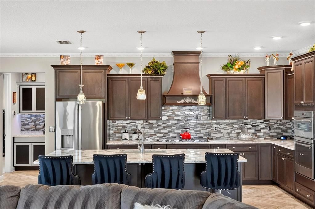 For Sale: $603,900 (3 beds, 3 baths, 2646 Square Feet)
