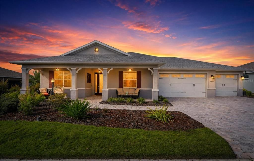 For Sale: $603,900 (3 beds, 3 baths, 2646 Square Feet)