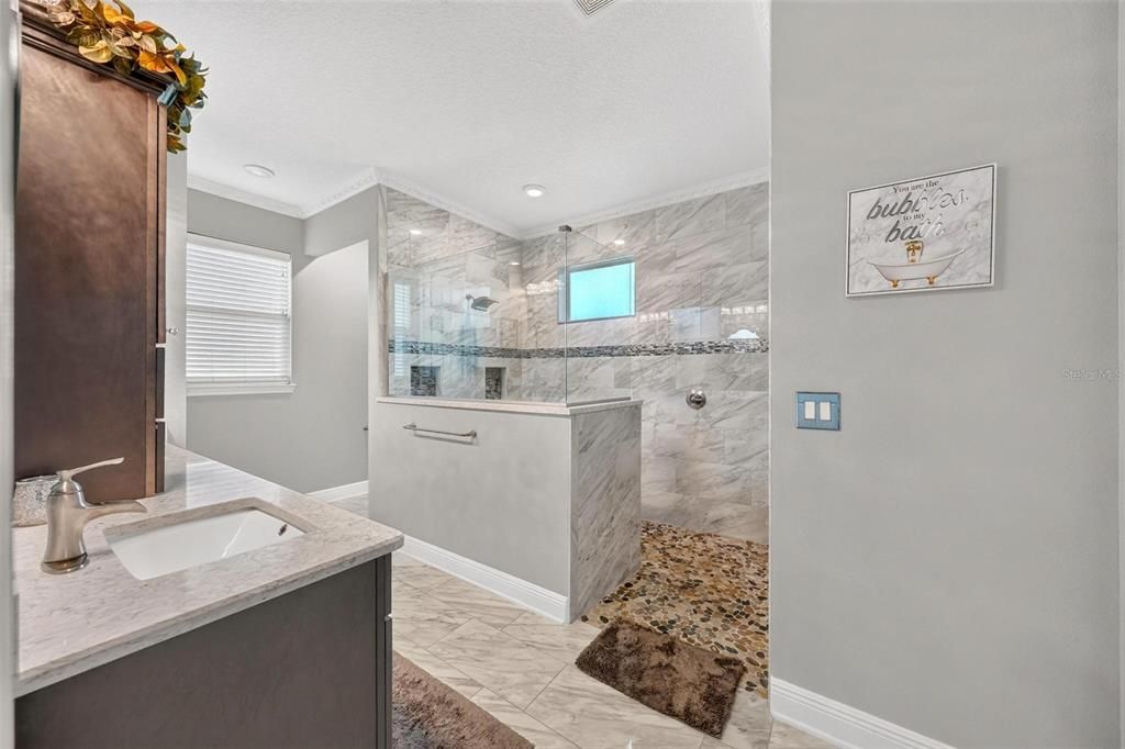 For Sale: $603,900 (3 beds, 3 baths, 2646 Square Feet)