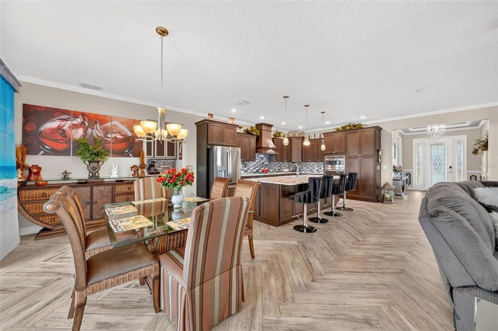 For Sale: $603,900 (3 beds, 3 baths, 2646 Square Feet)
