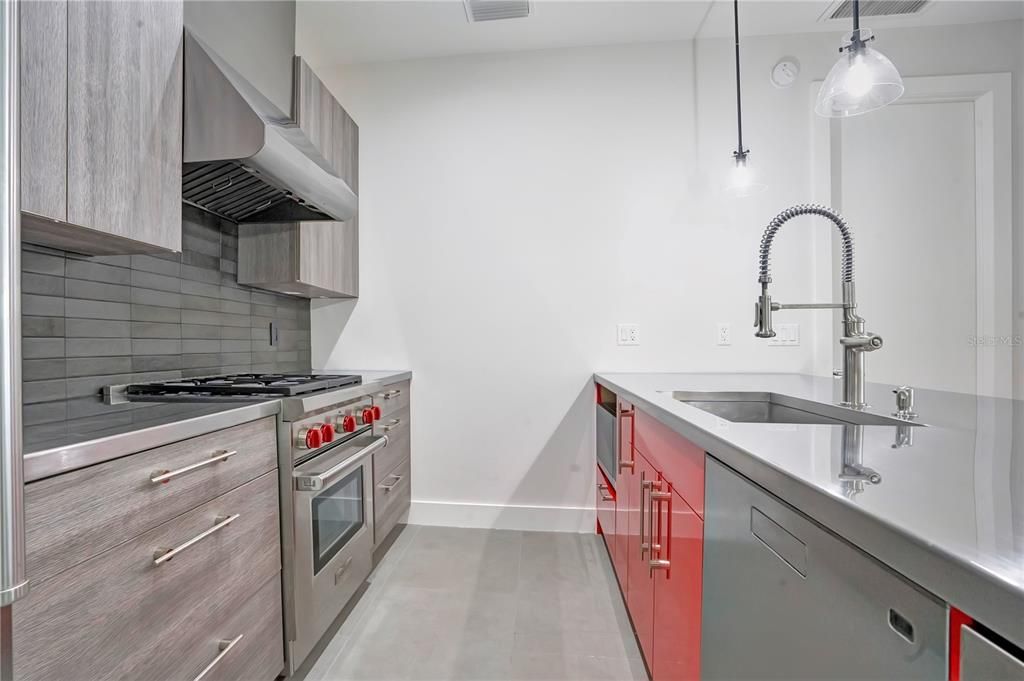 En Venta: $1,300,000 (3 camas, 2 baños, 1873 Pies cuadrados)