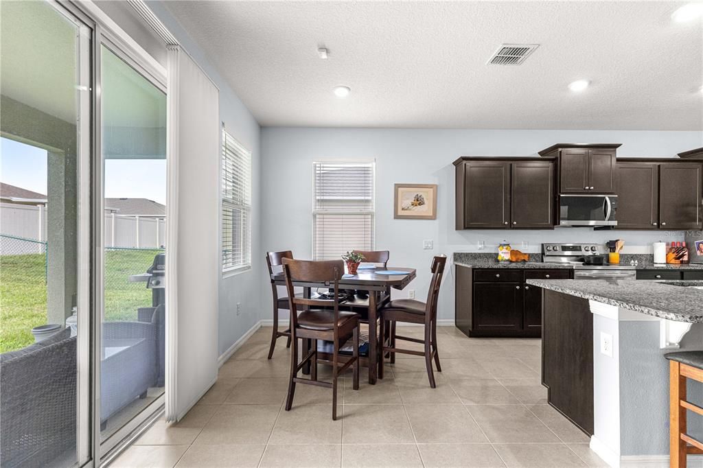 For Sale: $287,000 (3 beds, 2 baths, 1857 Square Feet)