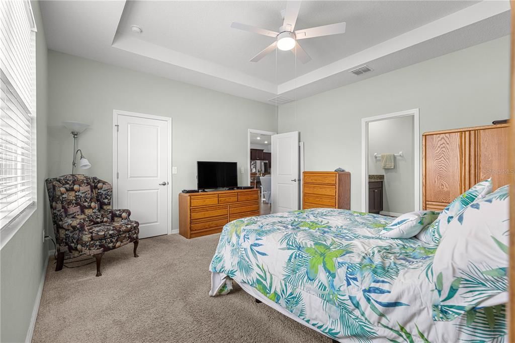 For Sale: $287,000 (3 beds, 2 baths, 1857 Square Feet)
