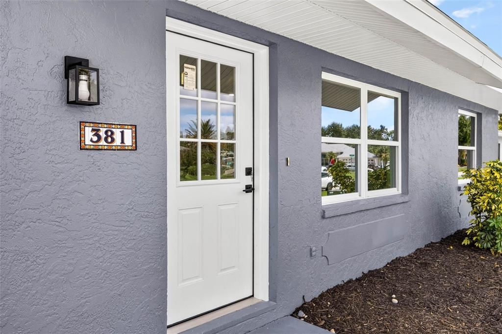 For Sale: $325,000 (4 beds, 2 baths, 1914 Square Feet)