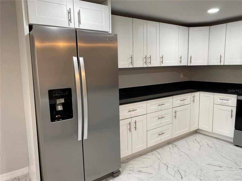 For Rent: $2,400 (4 beds, 2 baths, 1840 Square Feet)