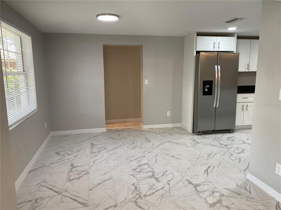For Rent: $2,400 (4 beds, 2 baths, 1840 Square Feet)