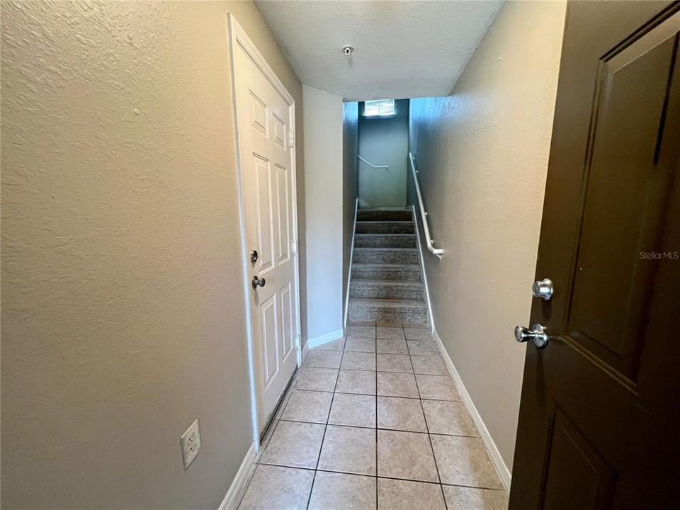 For Rent: $2,200 (3 beds, 2 baths, 1678 Square Feet)