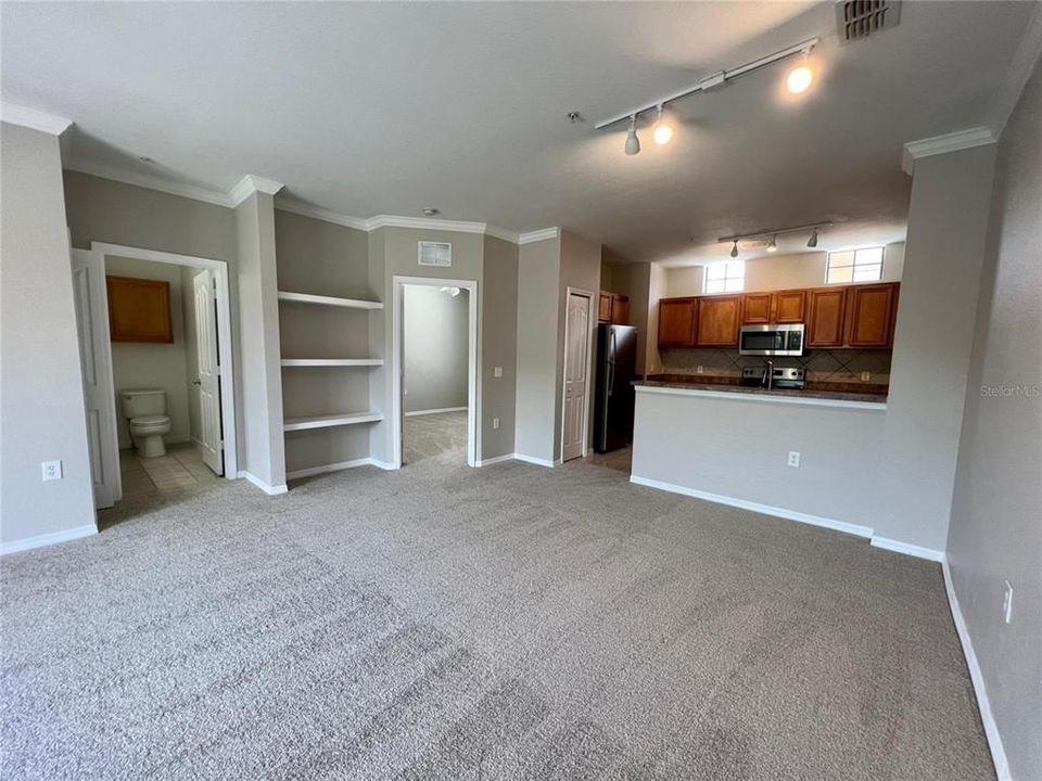 For Rent: $2,200 (3 beds, 2 baths, 1678 Square Feet)