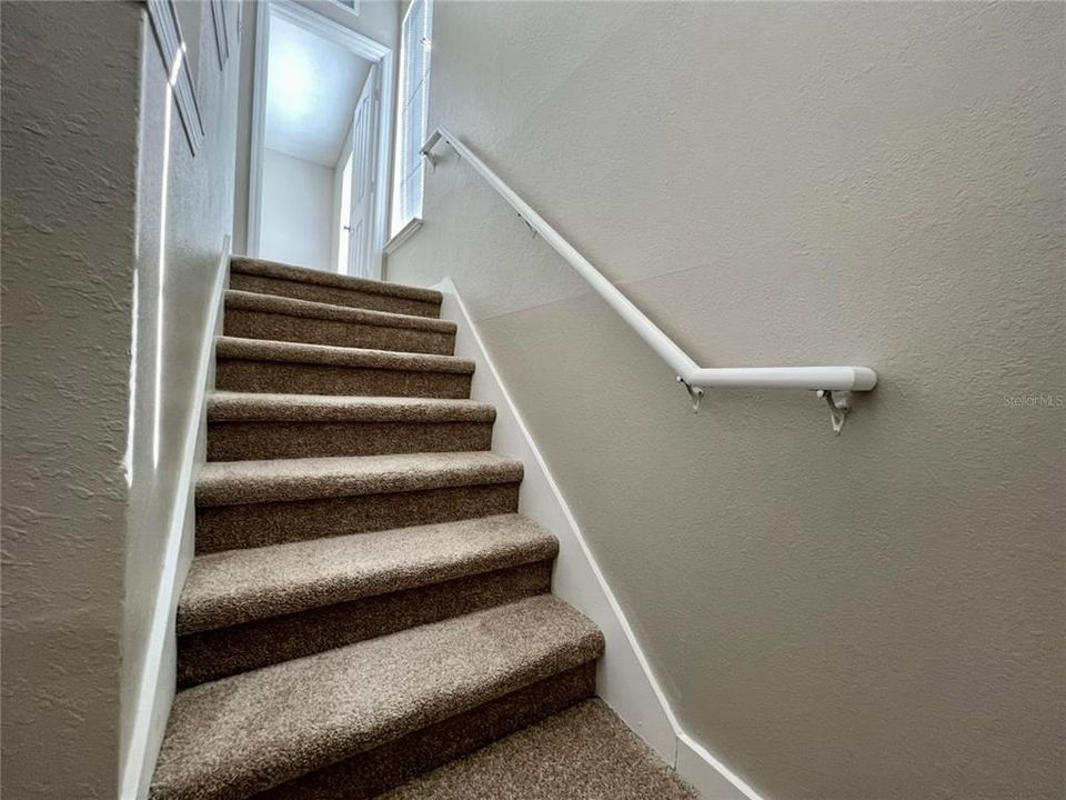 For Rent: $2,200 (3 beds, 2 baths, 1678 Square Feet)