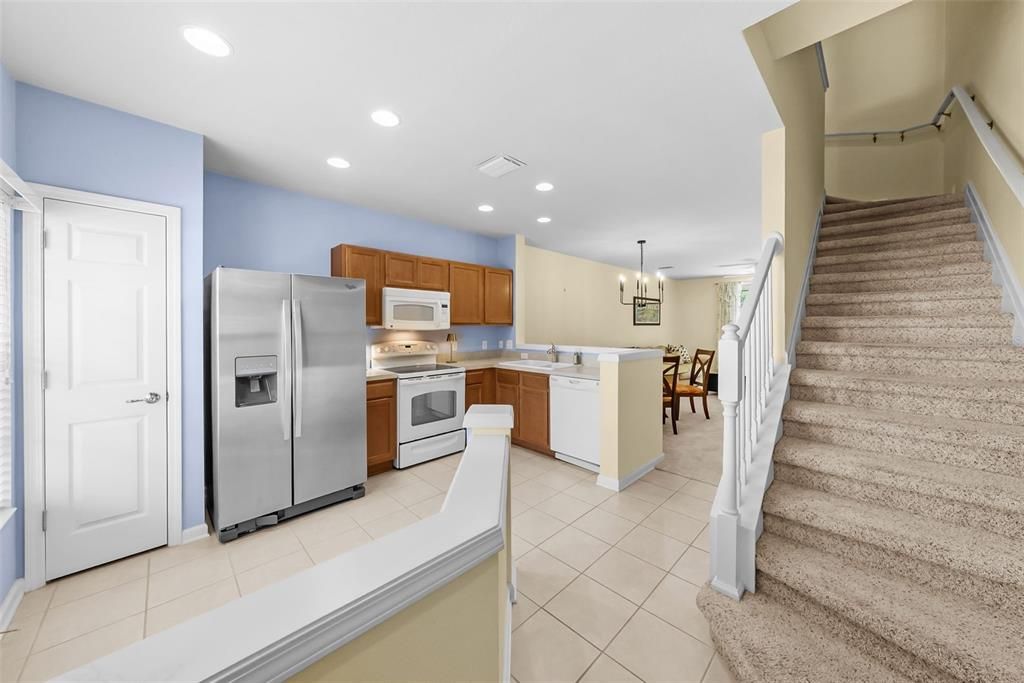 For Sale: $249,000 (2 beds, 2 baths, 1248 Square Feet)