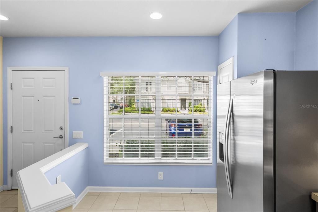 For Sale: $249,000 (2 beds, 2 baths, 1248 Square Feet)