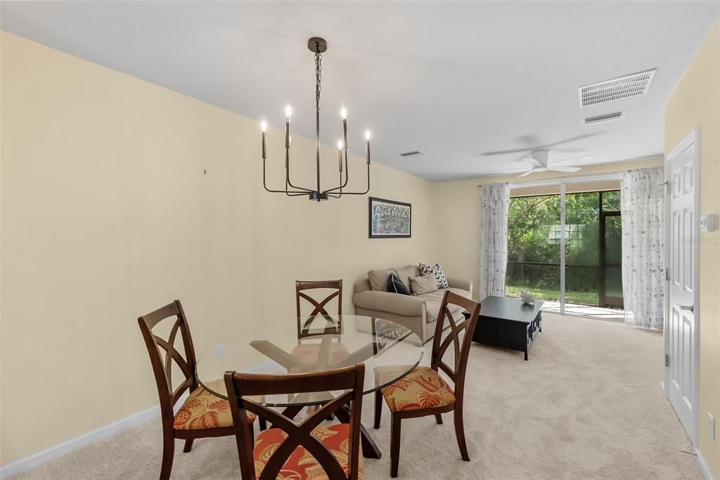 For Sale: $249,000 (2 beds, 2 baths, 1248 Square Feet)