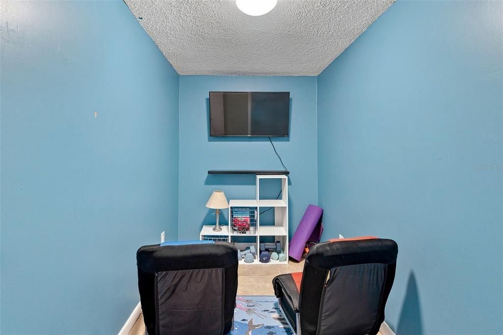 На продажу: $359,000 (3 спален, 2 ванн, 1736 Квадратных фут)