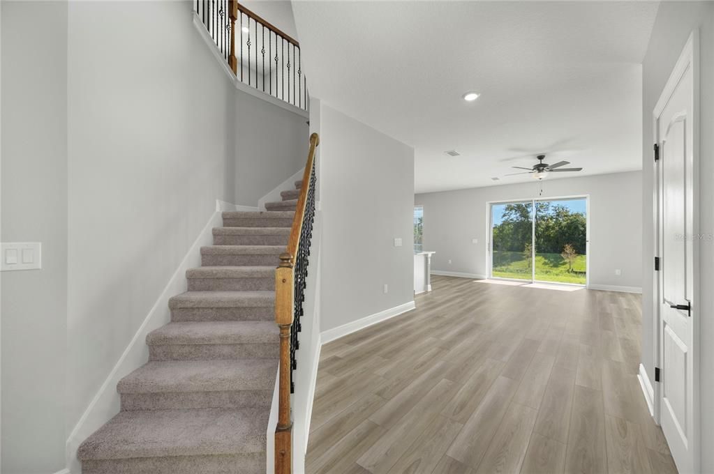 For Sale: $535,900 (6 beds, 4 baths, 2714 Square Feet)