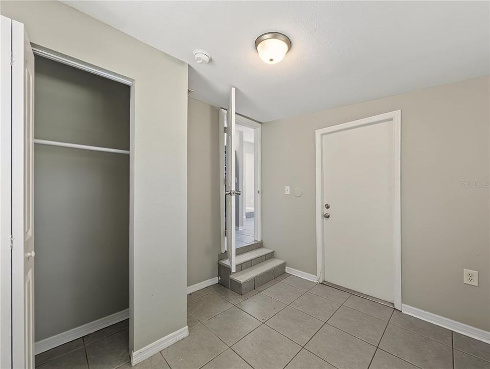 В аренду: $1,795 (3 спален, 2 ванн, 912 Квадратных фут)