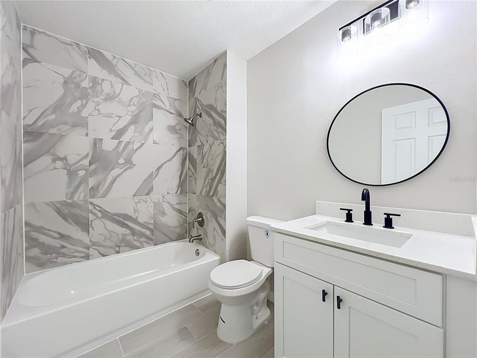 En Venta: $625,000 (5 camas, 2 baños, 3068 Pies cuadrados)