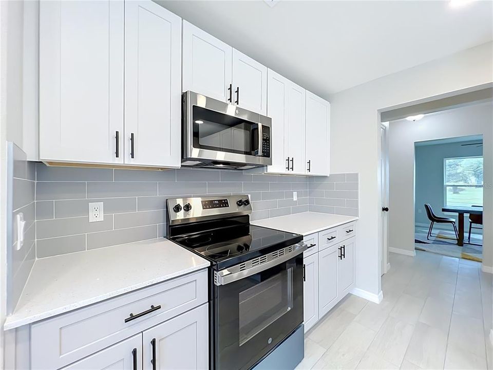 En Venta: $625,000 (5 camas, 2 baños, 3068 Pies cuadrados)