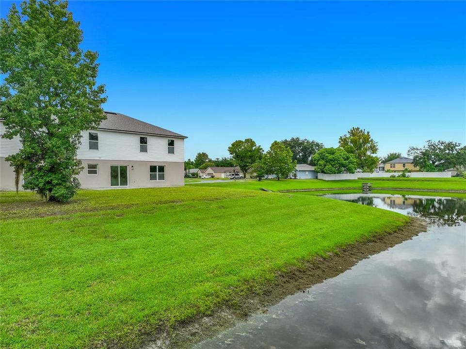 En Venta: $625,000 (5 camas, 2 baños, 3068 Pies cuadrados)