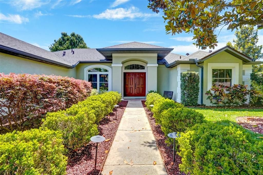 For Rent: $4,195 (4 beds, 3 baths, 2476 Square Feet)