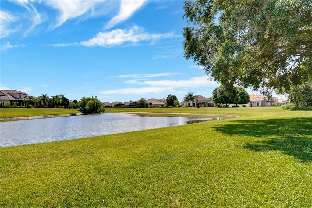 For Rent: $4,195 (4 beds, 3 baths, 2476 Square Feet)