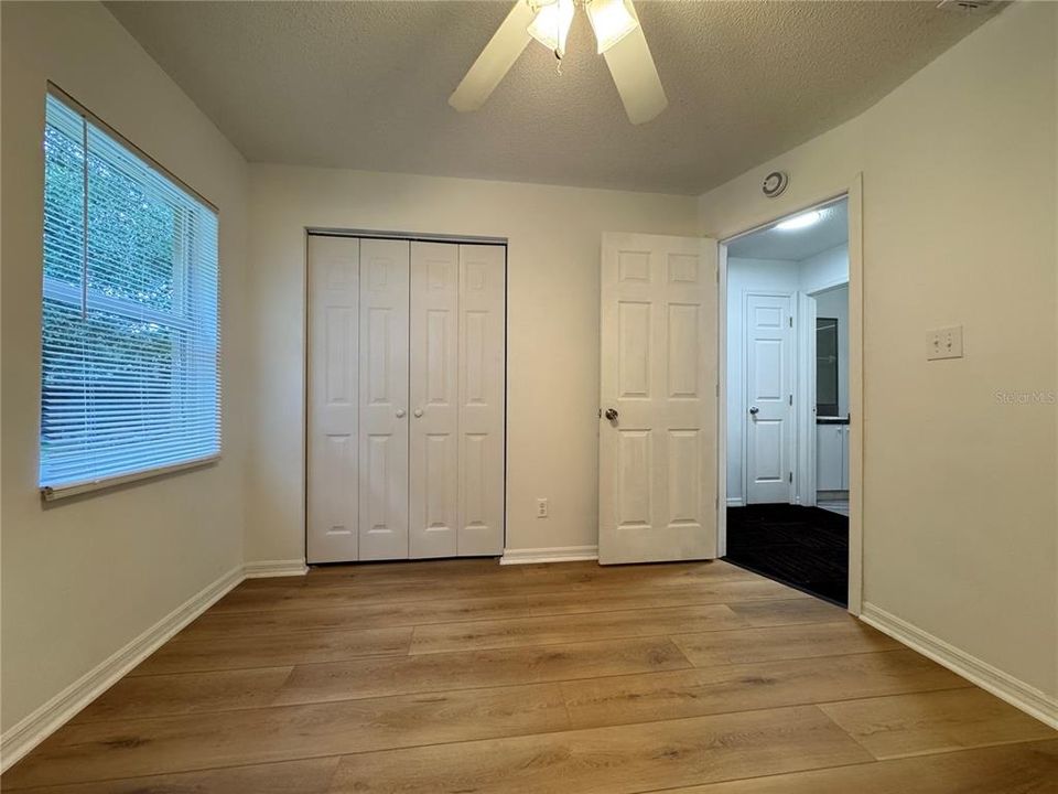 For Rent: $1,475 (3 beds, 2 baths, 1041 Square Feet)