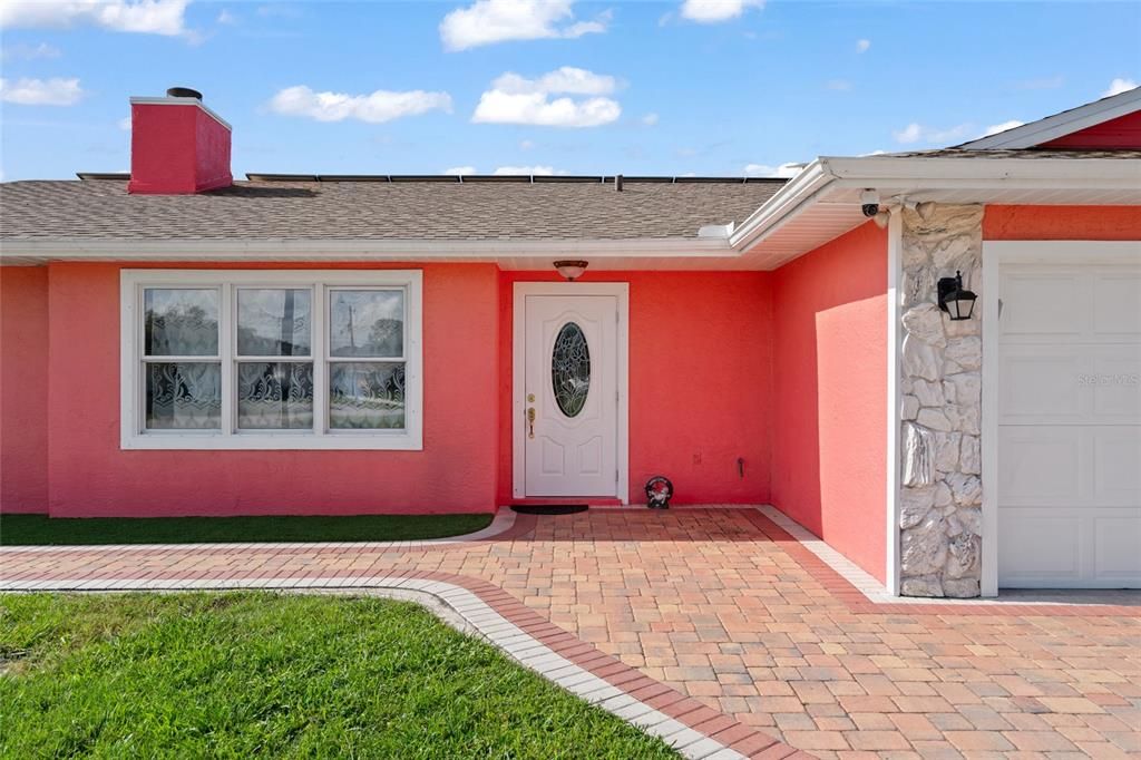 For Sale: $429,900 (3 beds, 2 baths, 1446 Square Feet)