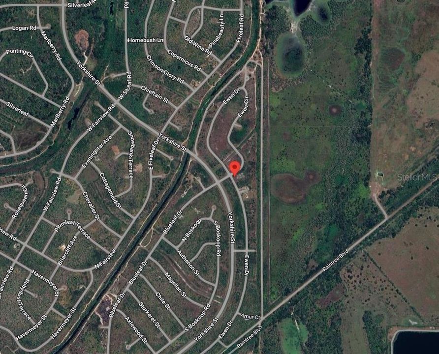 En Venta: $11,000 (0.25 acres)
