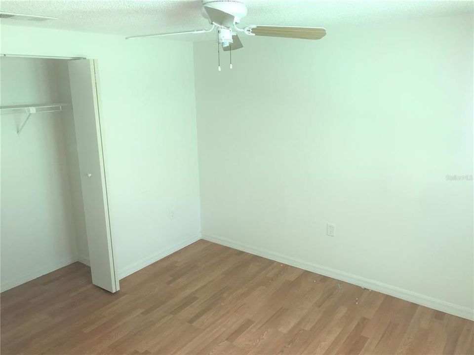 В аренду: $1,300 (2 спален, 1 ванн, 780 Квадратных фут)