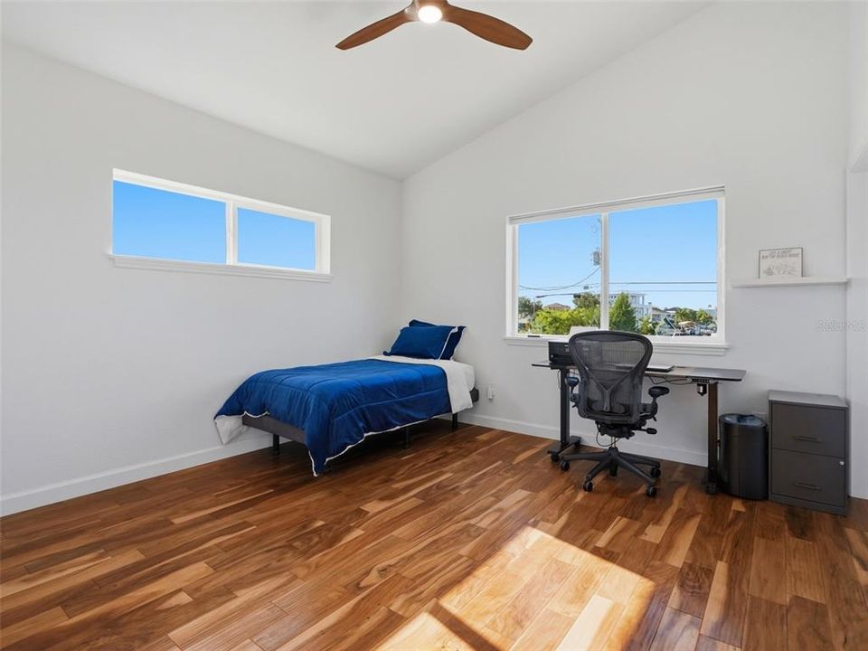 For Sale: $1,147,000 (4 beds, 3 baths, 2909 Square Feet)