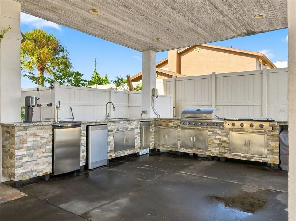 For Sale: $1,147,000 (4 beds, 3 baths, 2909 Square Feet)
