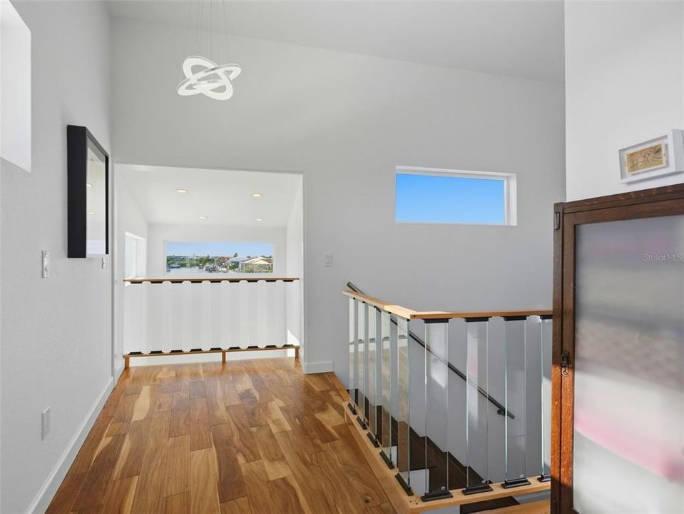 For Sale: $1,147,000 (4 beds, 3 baths, 2909 Square Feet)