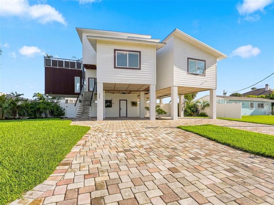 For Sale: $1,147,000 (4 beds, 3 baths, 2909 Square Feet)