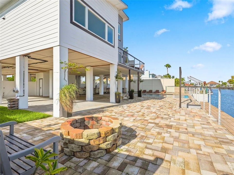 For Sale: $1,147,000 (4 beds, 3 baths, 2909 Square Feet)