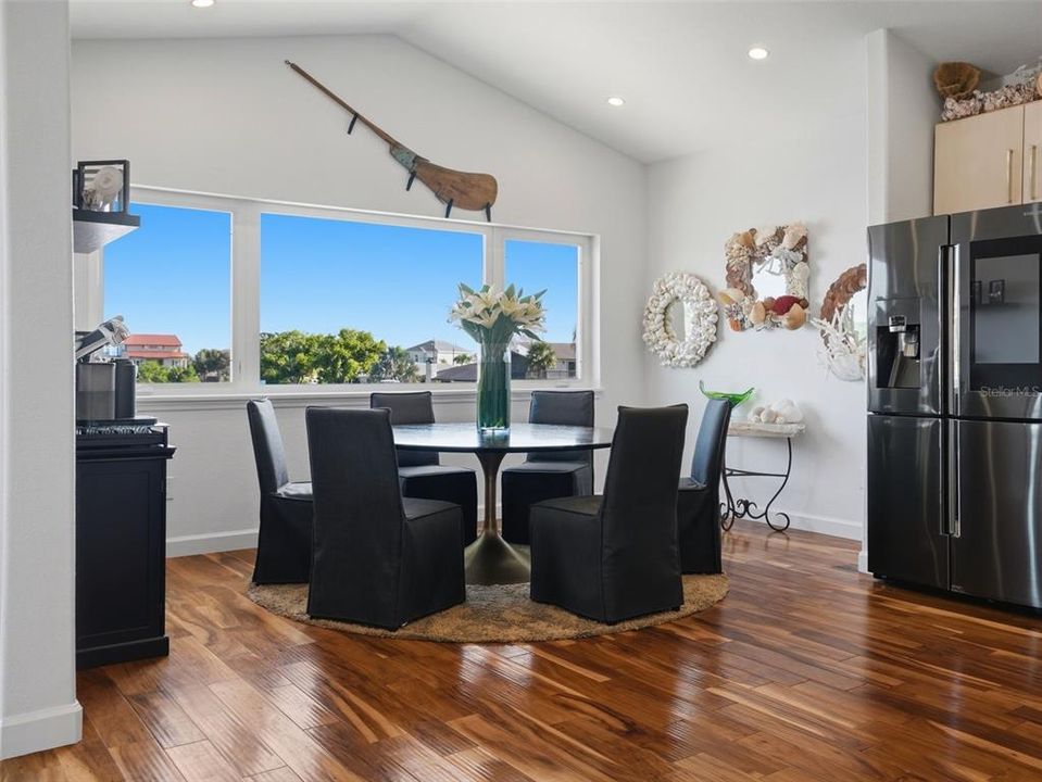 For Sale: $1,147,000 (4 beds, 3 baths, 2909 Square Feet)
