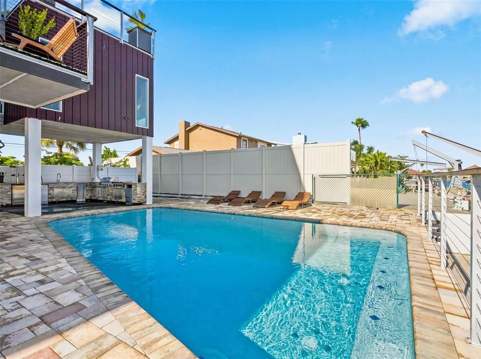 For Sale: $1,147,000 (4 beds, 3 baths, 2909 Square Feet)