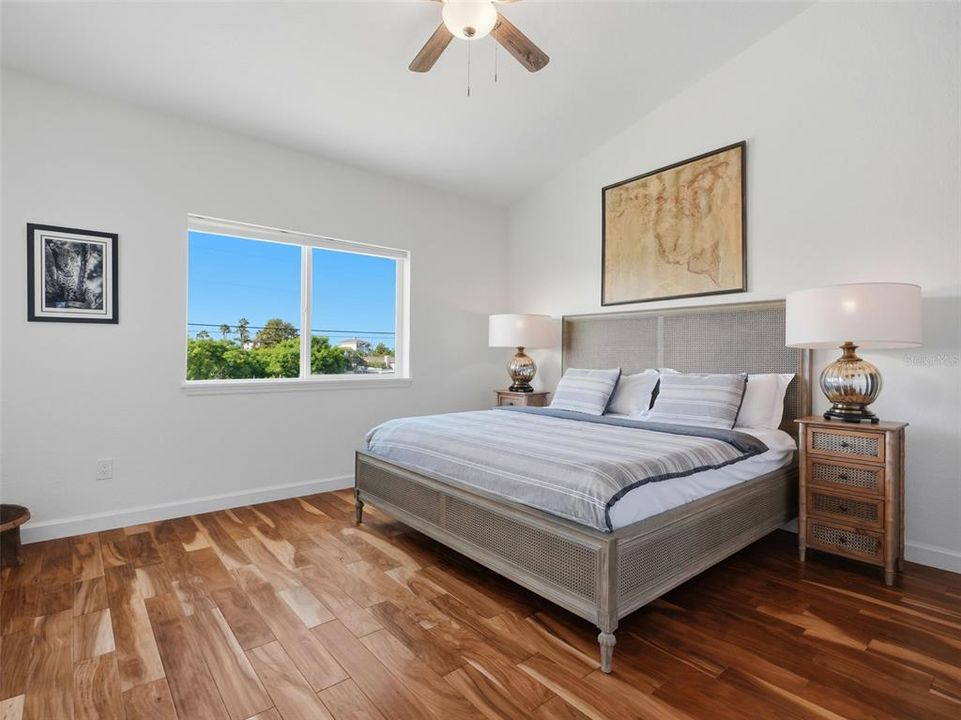 For Sale: $1,147,000 (4 beds, 3 baths, 2909 Square Feet)