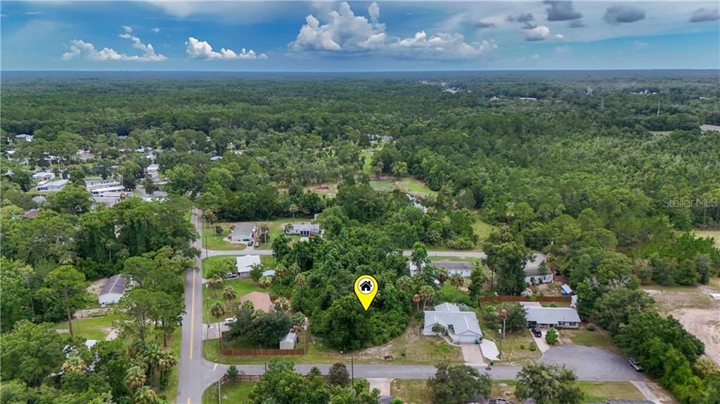 На продажу: $23,000 (0.26 acres)