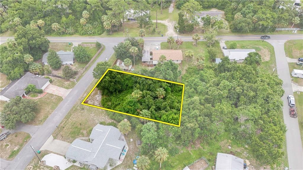 На продажу: $23,000 (0.26 acres)