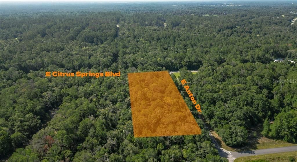 На продажу: $79,900 (2.01 acres)