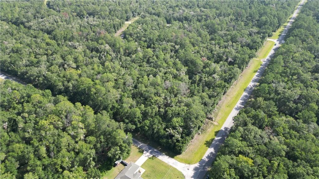 На продажу: $79,900 (2.01 acres)