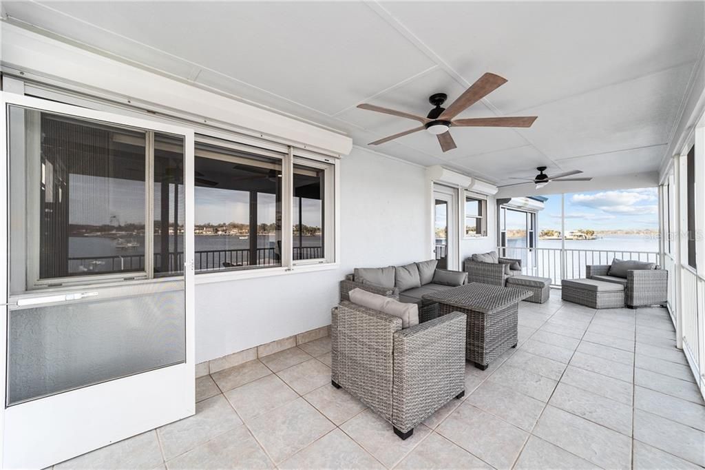 En Venta: $1,450,000 (3 camas, 2 baños, 4382 Pies cuadrados)