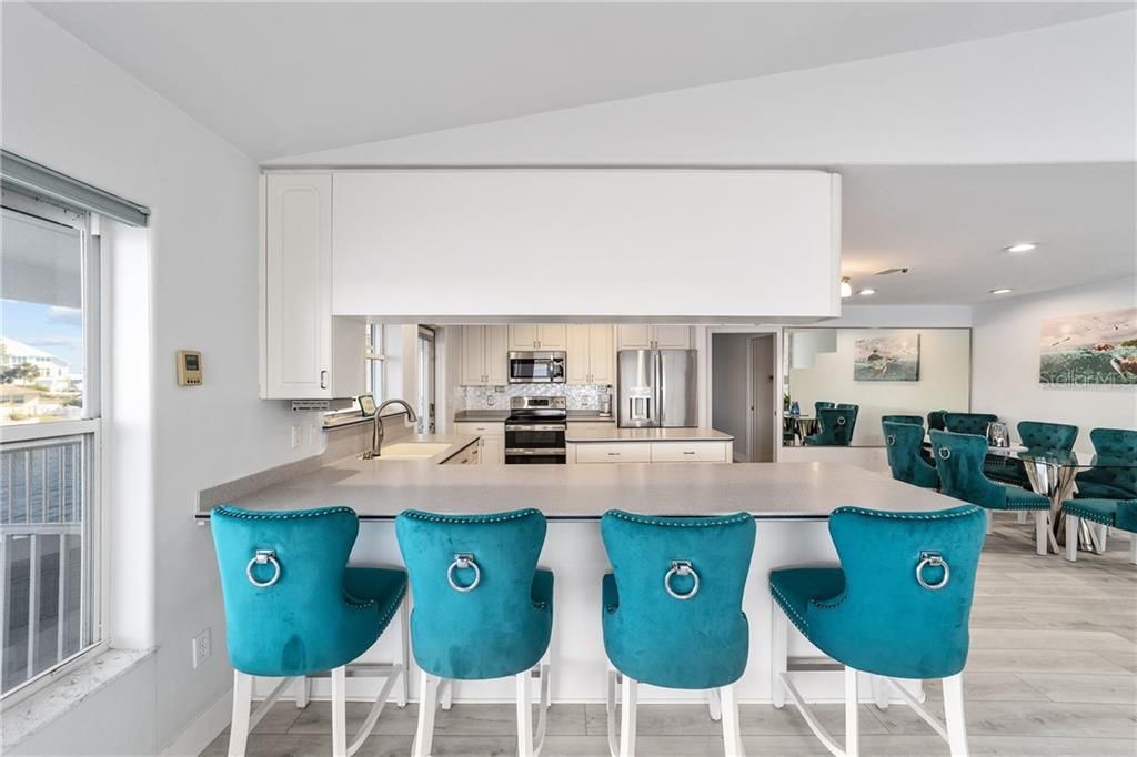 En Venta: $1,450,000 (3 camas, 2 baños, 4382 Pies cuadrados)