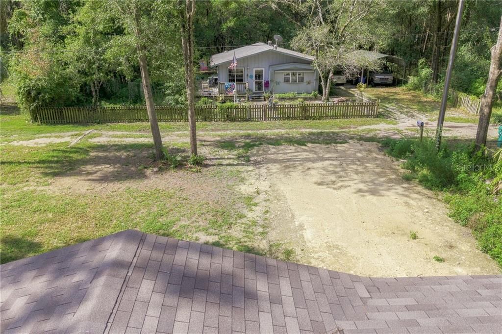 For Sale: $189,900 (3 beds, 2 baths, 1300 Square Feet)